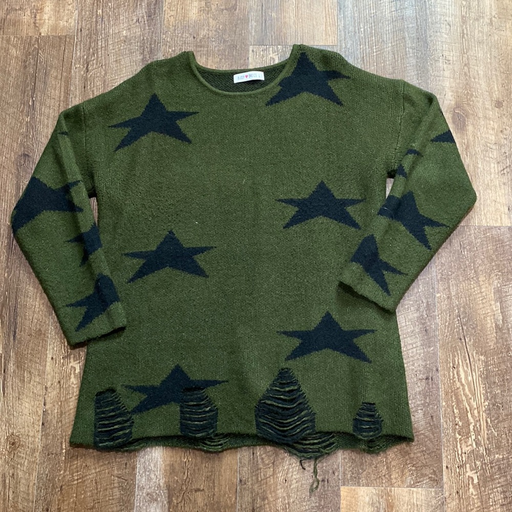 *NWOT* thick sweater